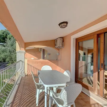 Con Piscina A Badesi, Con Wifi E A.c Appart hôtel