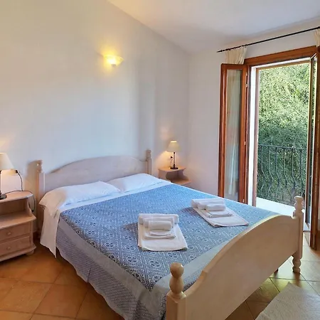 Con Piscina A Badesi, Con Wifi E A.c Appart hôtel Badesi