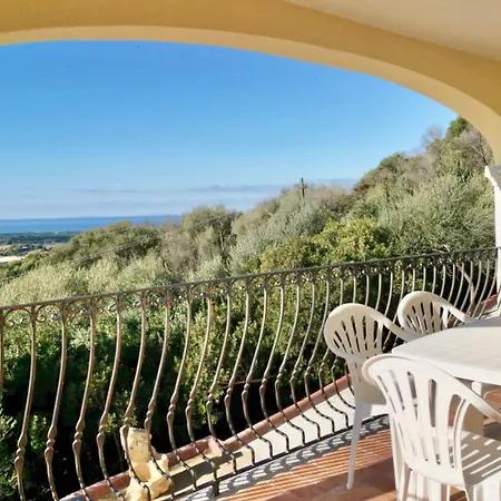Con Piscina A Badesi, Con Wifi E A.c Appart hôtel Badesi