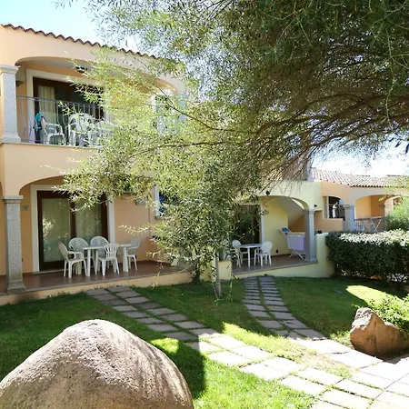 Con Piscina A Badesi, Con Wifi E A.c